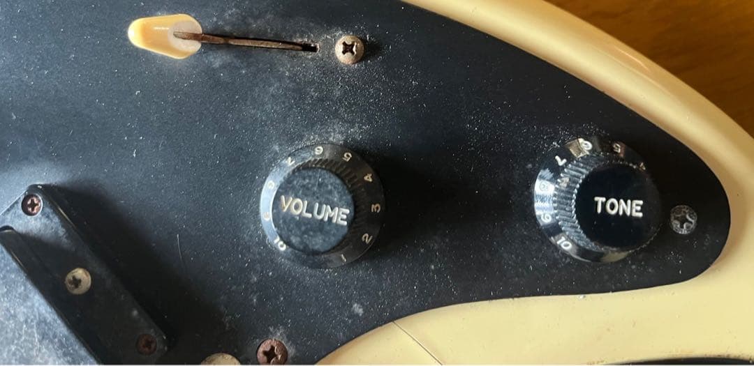 Rockoon Schaller搭載エレキギター