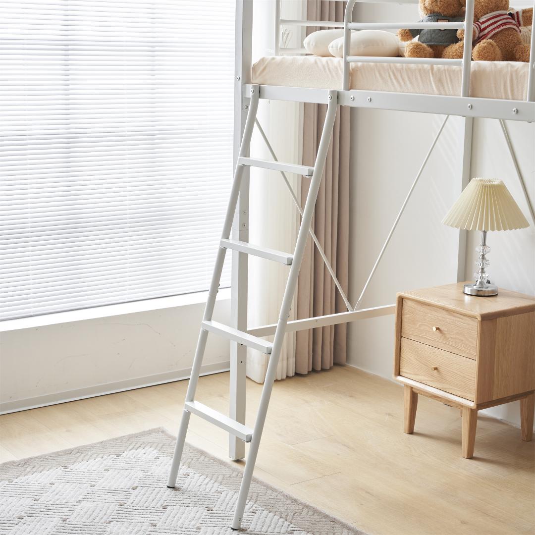 赤字価格！ロフトベッド シングル コンセント・ローデスク付き　2セット