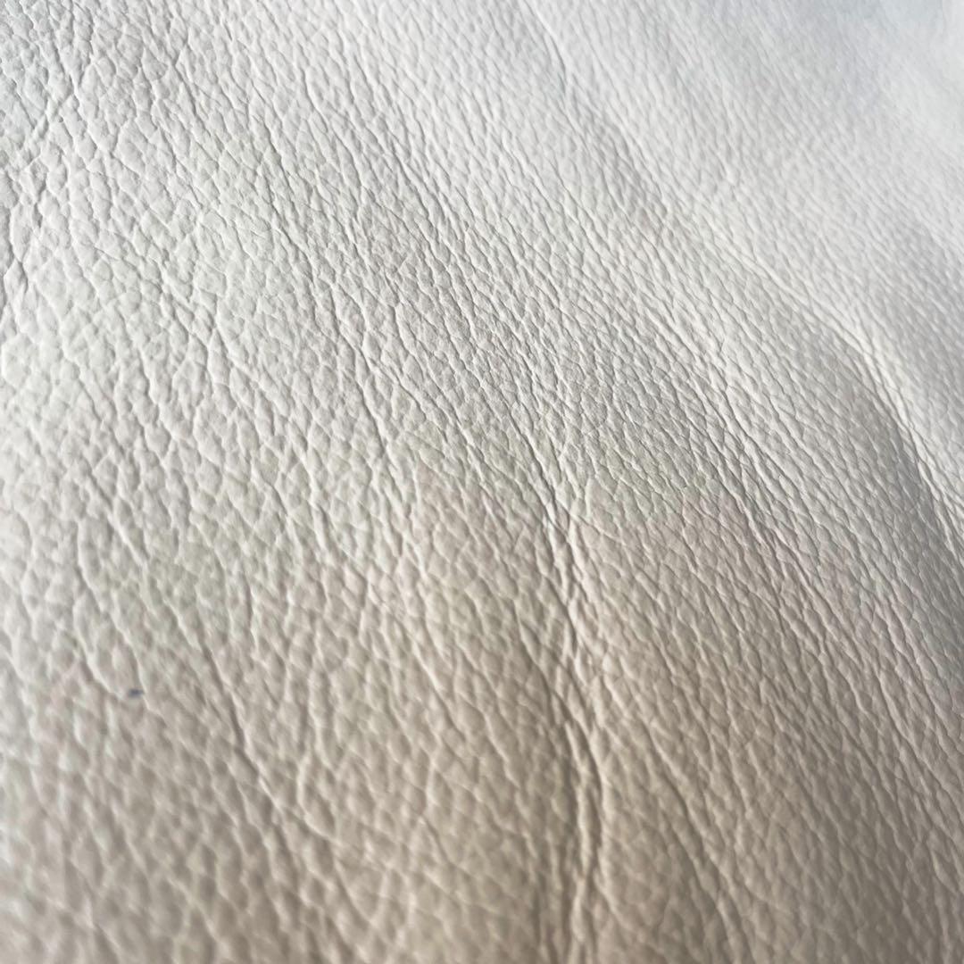 取付無料！フランスベッド 本革アイボリーリクライニングチェア・オットマン✨