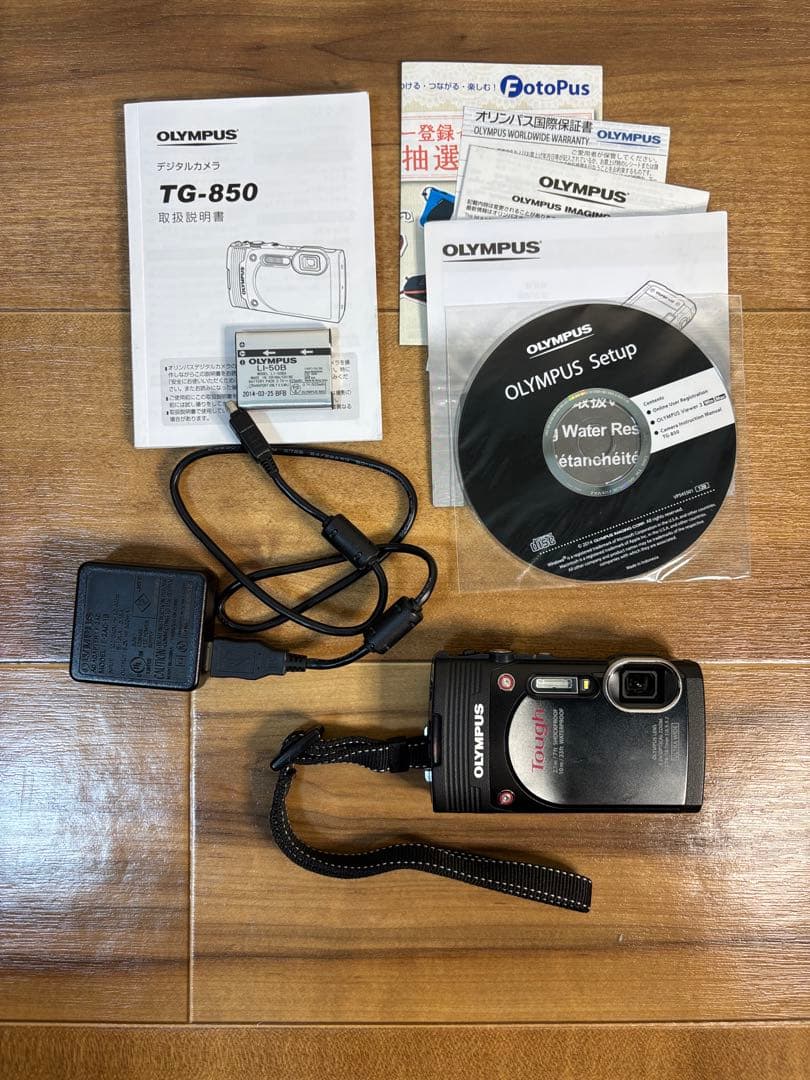 オリンパス　タフ　Tough TG-850 防水カメラ　広角　アウトドア