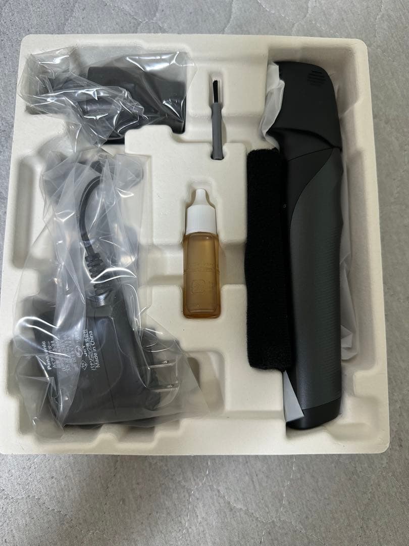 Panasonic ボディトリマー　ER-GK82-K(黒)