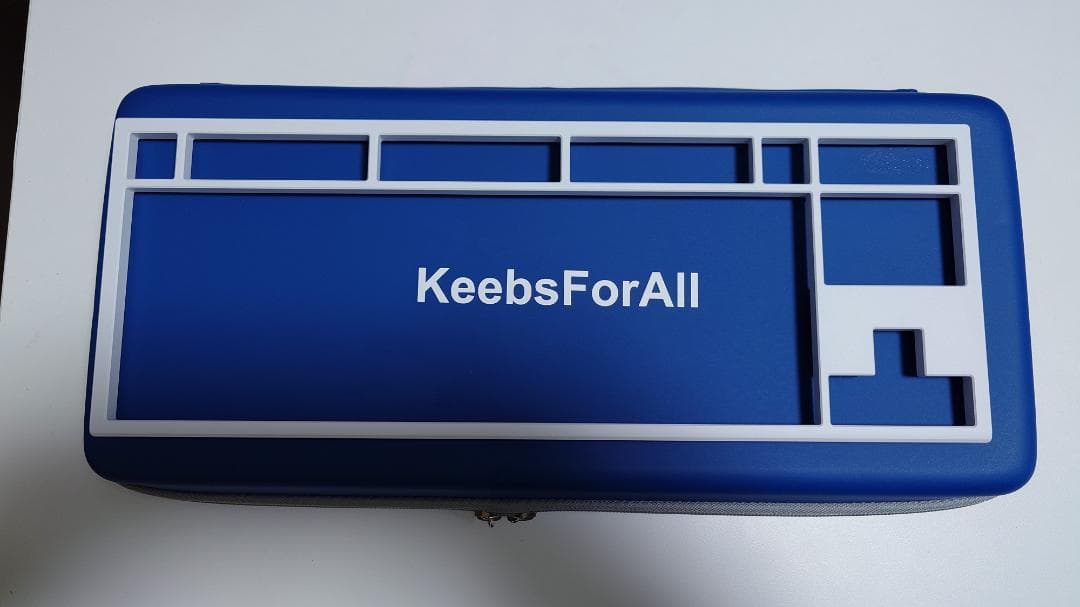 自作キーボード Freebird TKL White