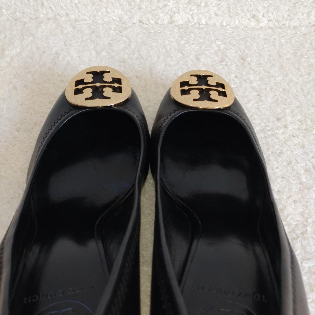 トリーバーチ　サリーウェッジ　ブラックパンプス　ゴールドロゴ　カーフスキン　8M