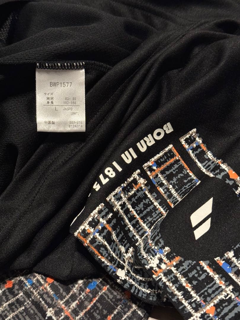 バボラ テニスTシャツとスコートの3点セット 黒