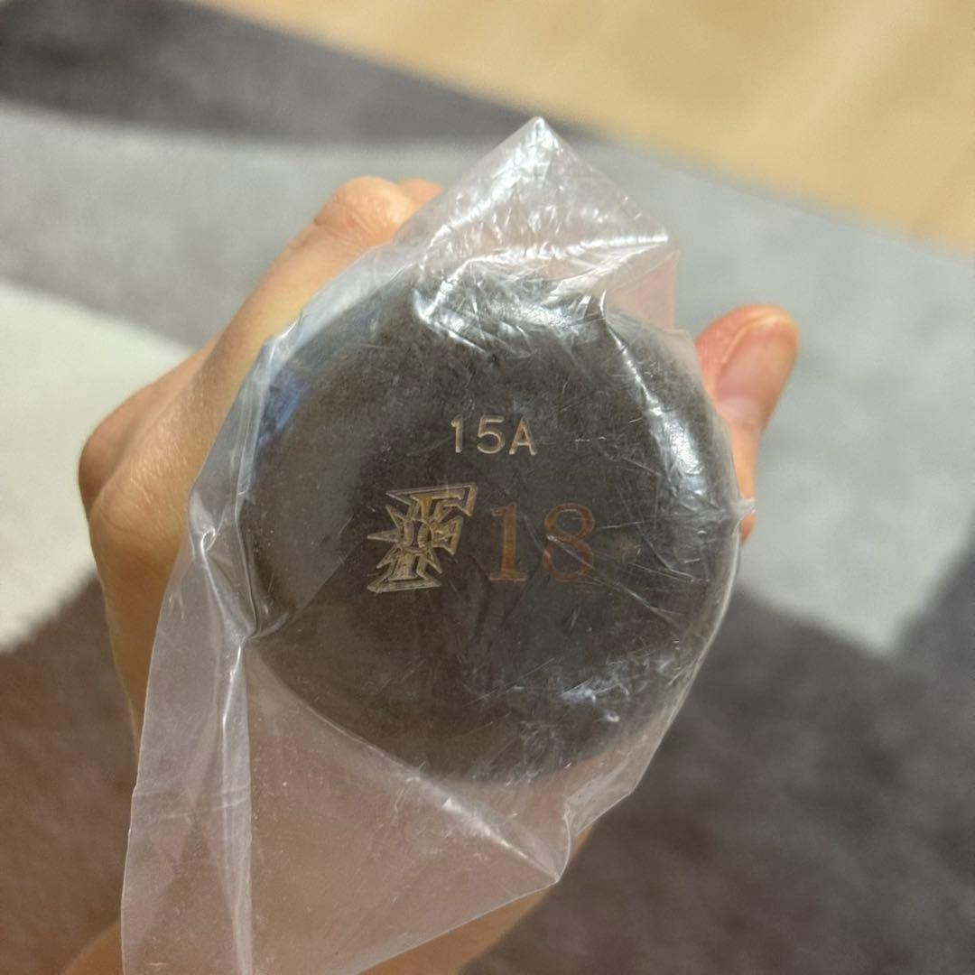 北海道日本ハム 斎藤佑樹 18番 硬式木製バット NPBマーク付