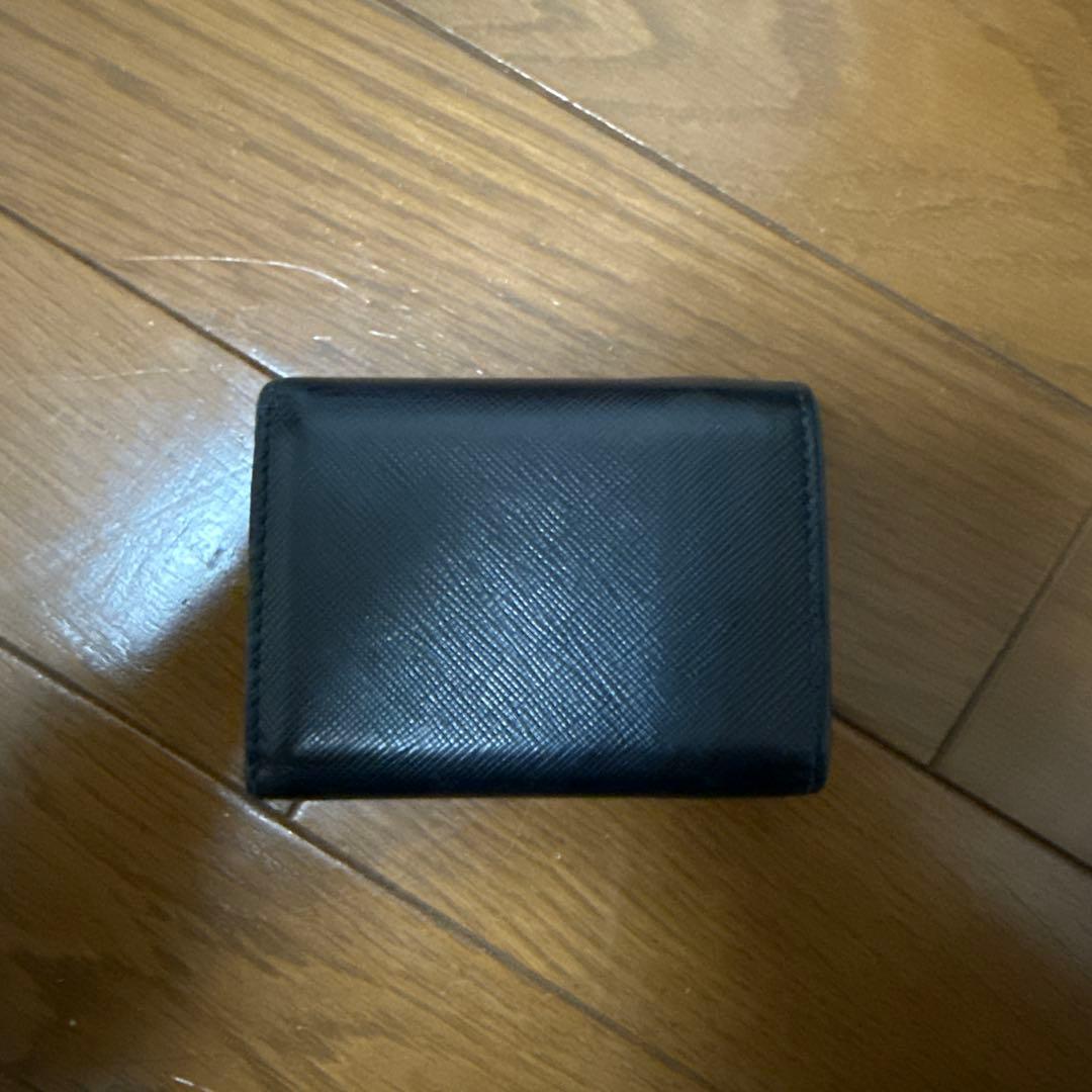 PRADA ブラック 三つ折り財布