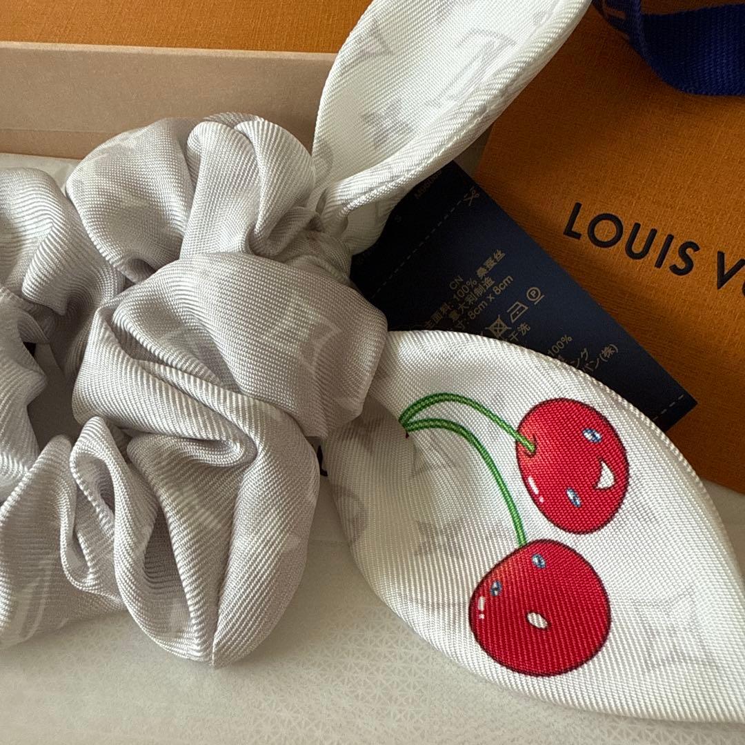 LOUIS VUITTON 村上隆 ヘアゴム・シュシュ