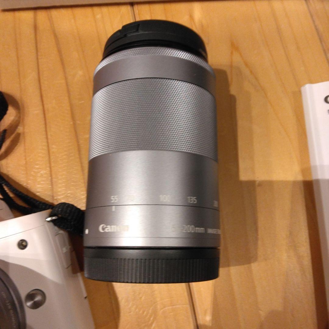 Canon EOS Kiss M2 ダブルレンズ