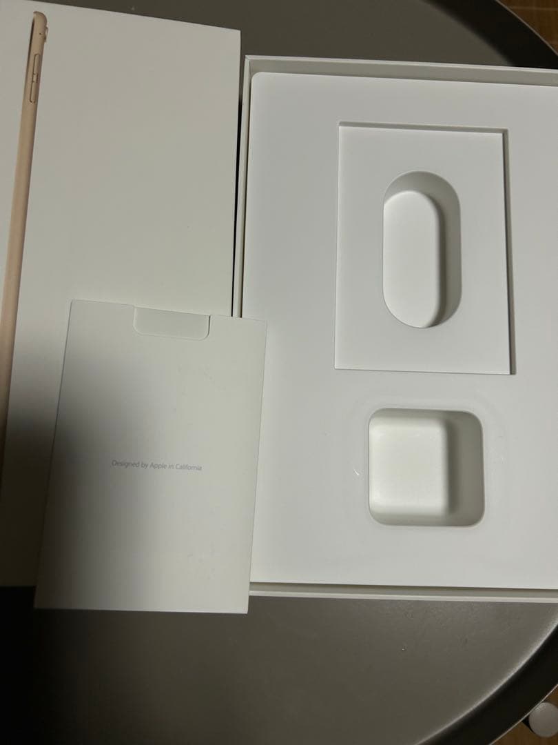 美品iPad Pro 2016 9.7インチ 256GB（バッテリー劣化あり）