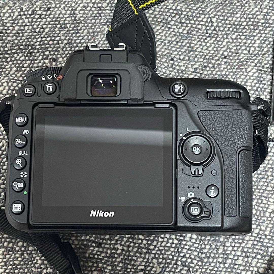 Nikon D7500 18-140 VRレンズキット｜シャッター数2093回