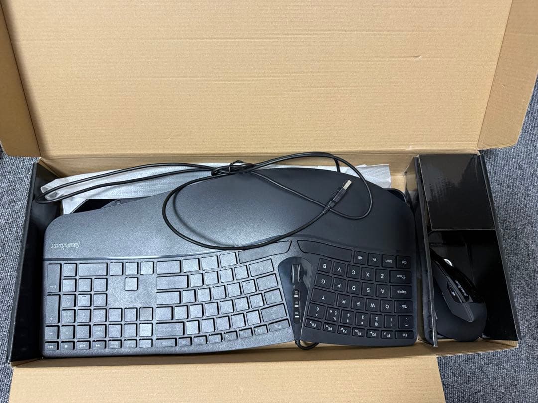 Macデスクトップ iMac Pro 2017 Intel Xeon 3.2GHz 32GB 1TB