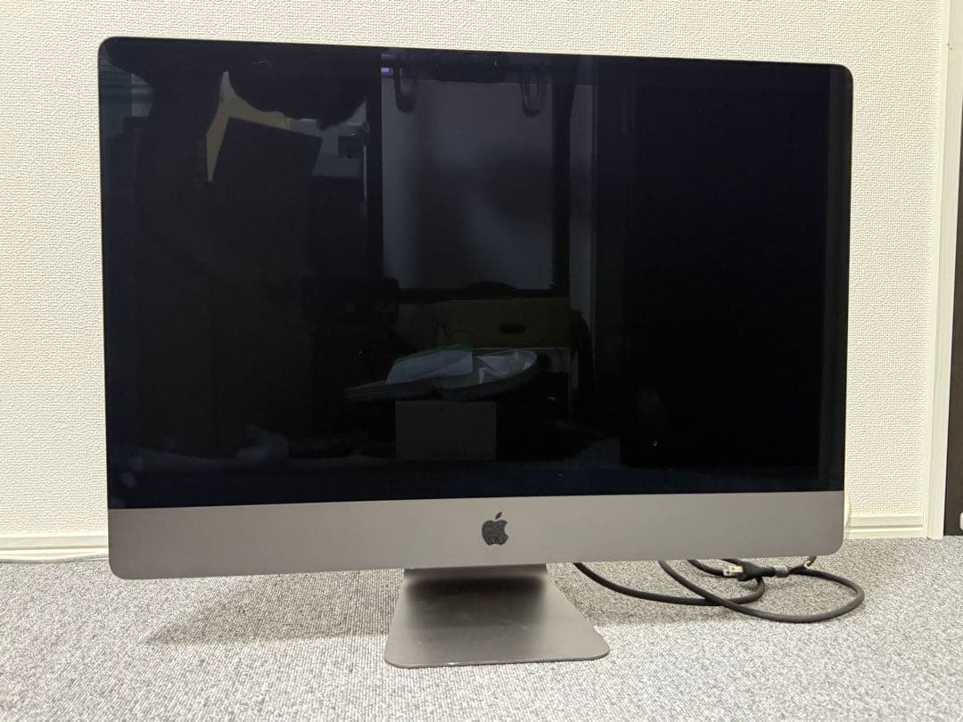 Macデスクトップ iMac Pro 2017 Intel Xeon 3.2GHz 32GB 1TB