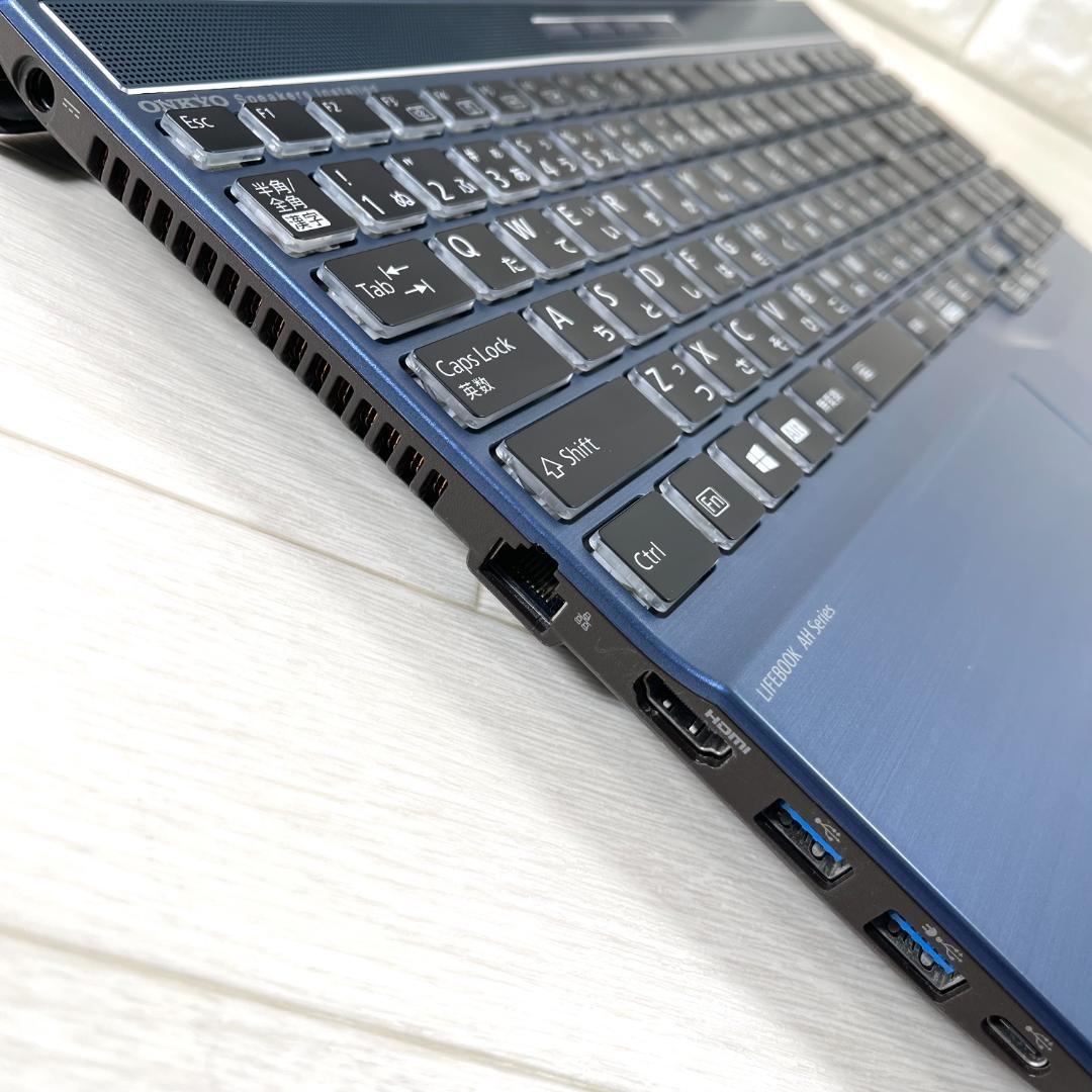 富士通 第9世代 i7 新品SSD512＋HDD メモリ16 ノートパソコン