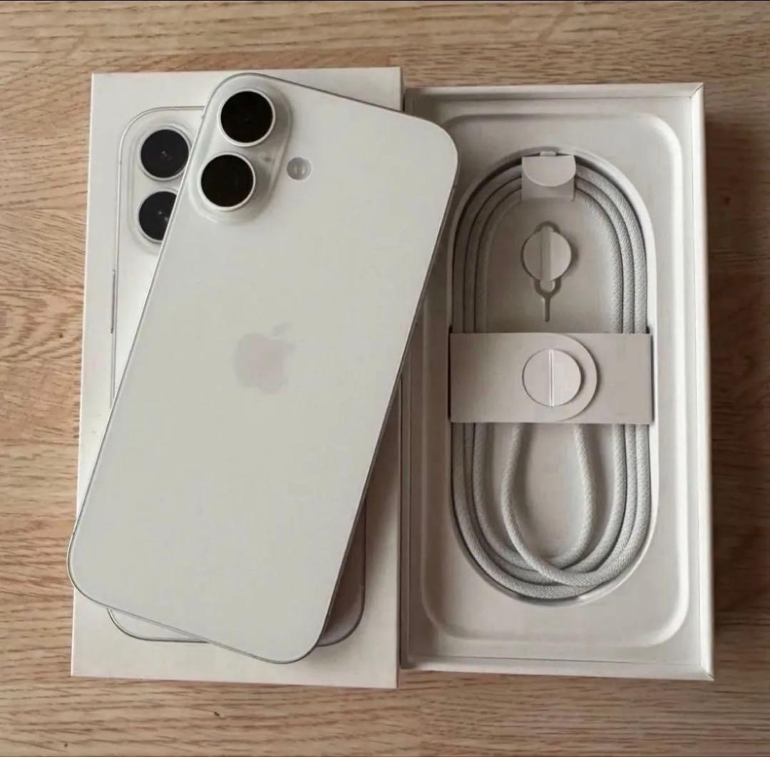 [ジャンク] iPhone 16 256GB BT92% ホワイト