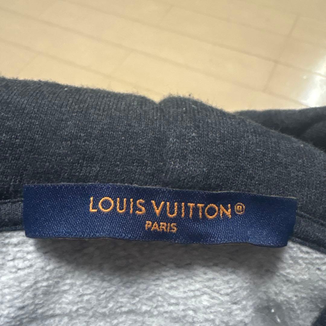 Louis Vuitton ダークグレー パーカー