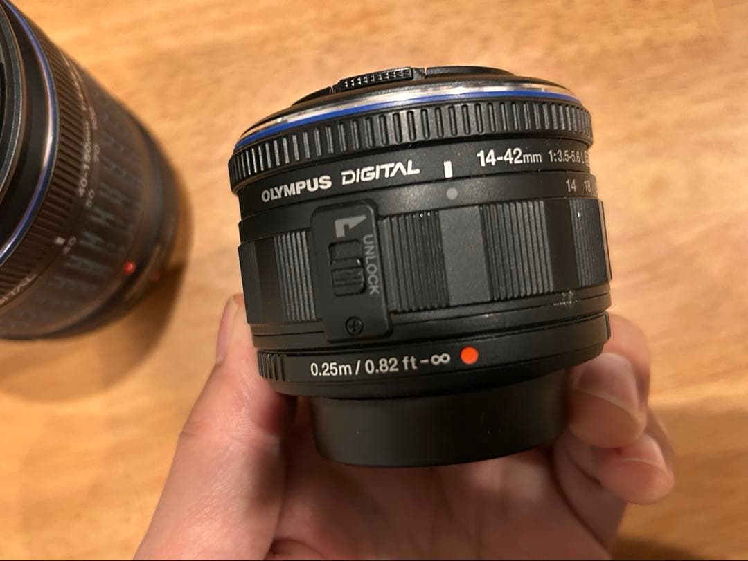 Olympus カメラレンズ２個セット