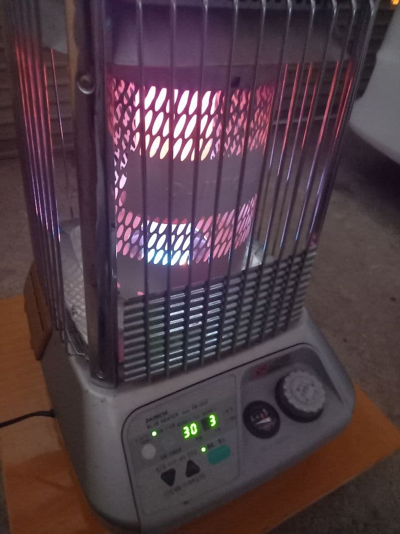 い*う様 ダイニチ　ブルーヒーター業務用ストーブ　FM－101F