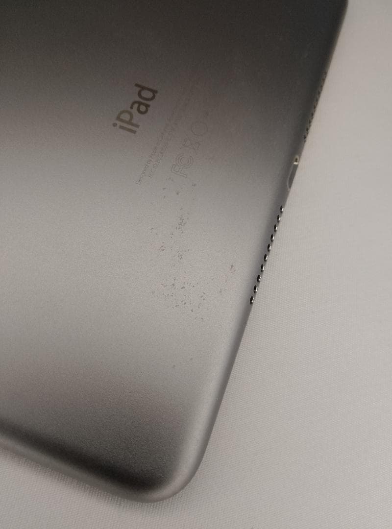 Apple iPad mini4 バッテリー容量85％ A1550