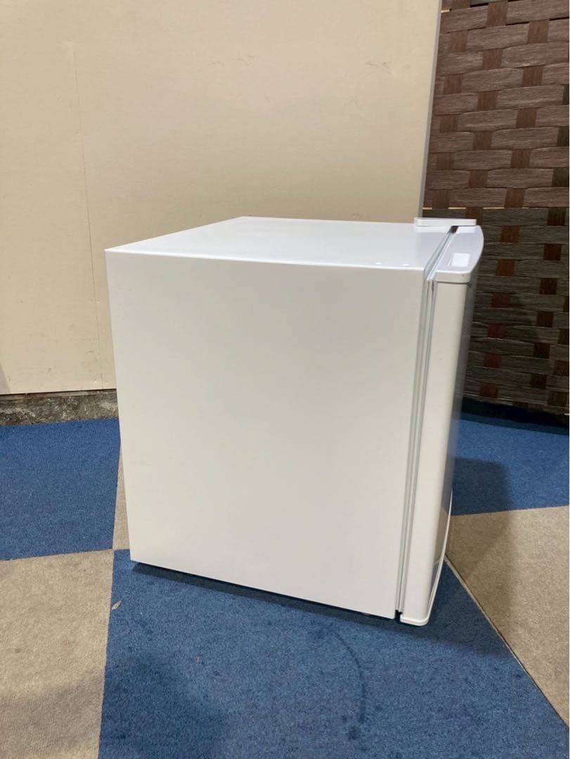 東京都23区(送料込み) COMFEE’ 45L 冷蔵庫 (TPS4880)