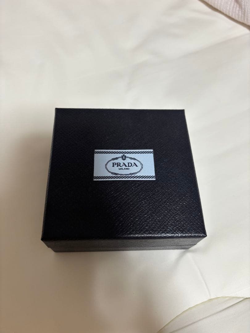 PRADA ヘアピン 正規品
