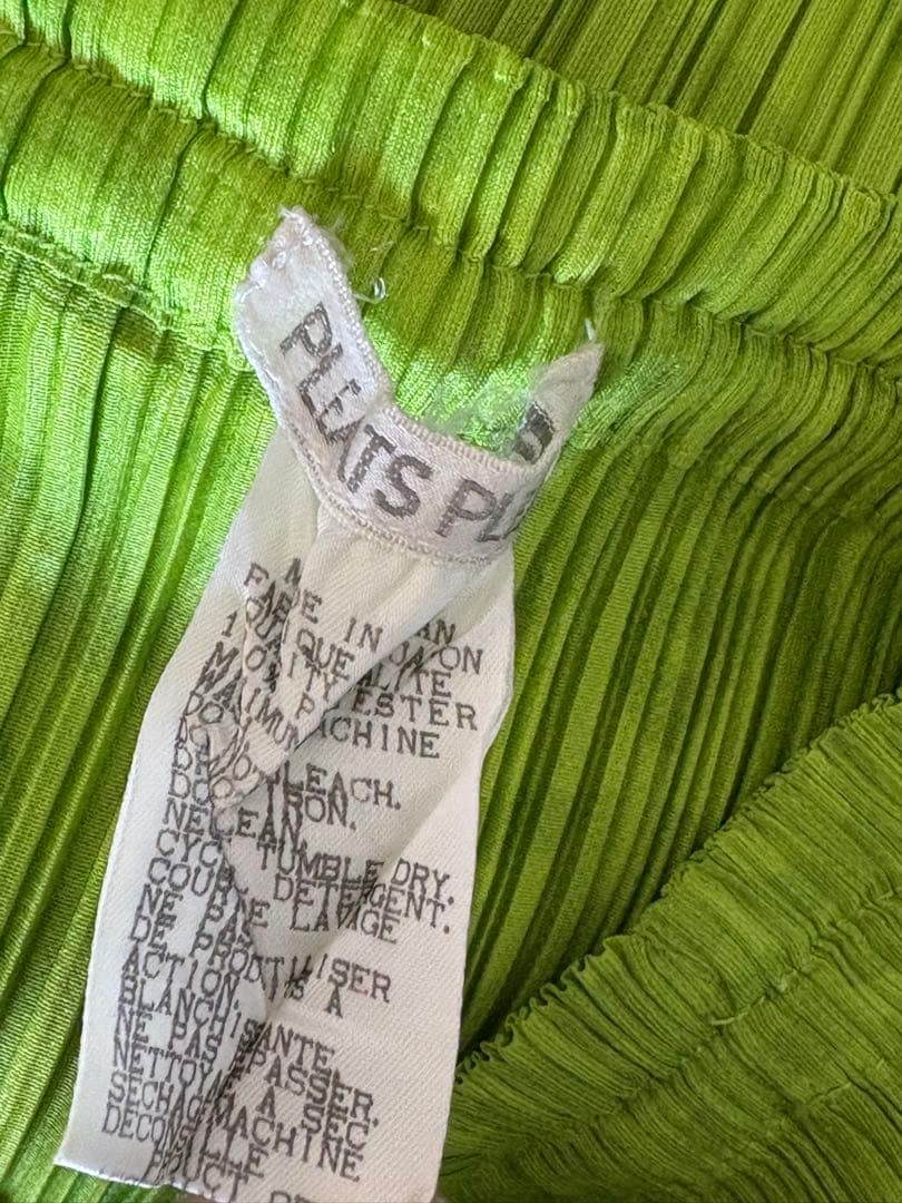 PLEATS PLEASE 総柄 スカート