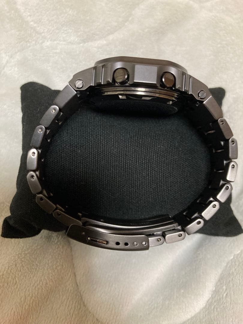 GMW-B5000MB-1JF　フルメタル　電波ソーラー