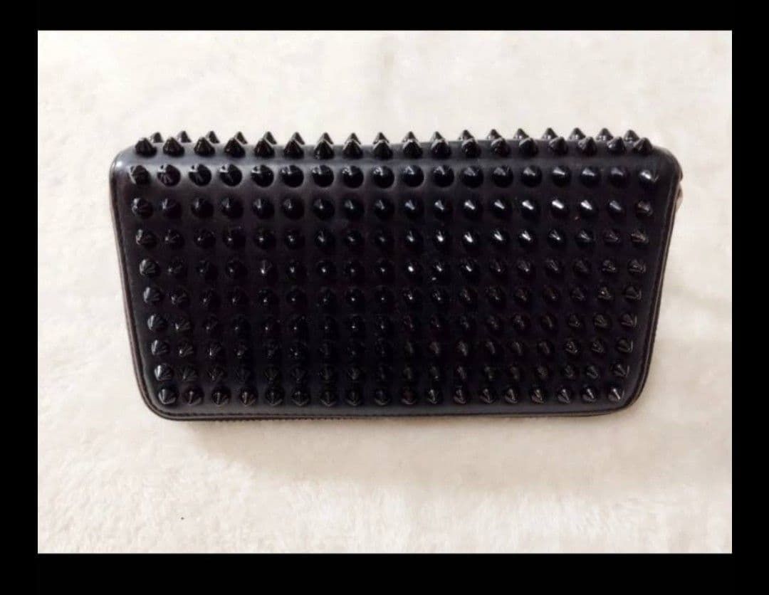 クリスチャンルブタン　長財布　財布　美品