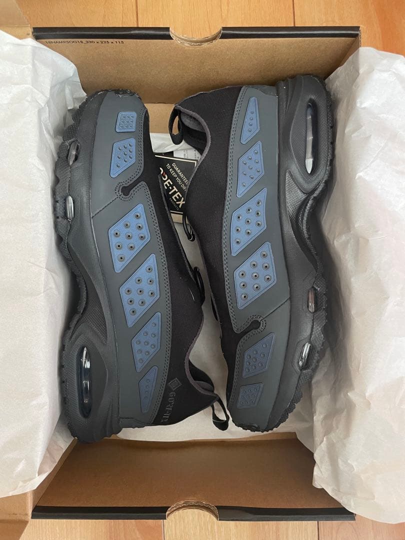 靴 NIKE W AIR MAX SNDR GTX M27.0cm W27.5cm