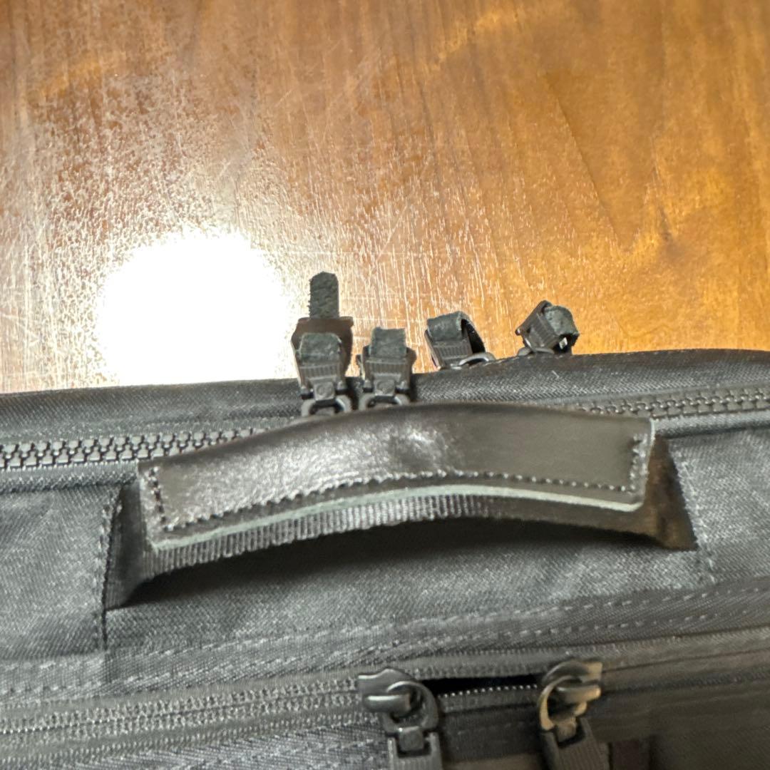 アッソブ メッセンジャーバック ブラック