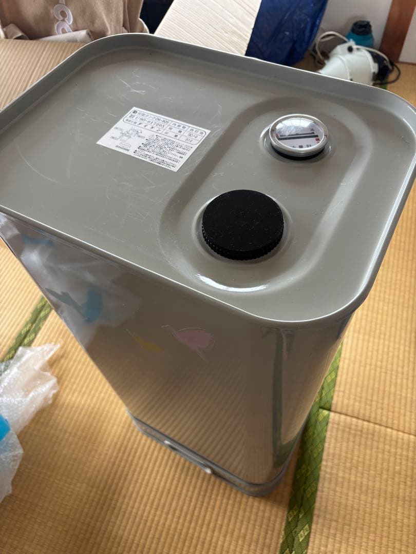 大型ストーブ＋床暖房マット＋ホームタンク　とても暖かい〜