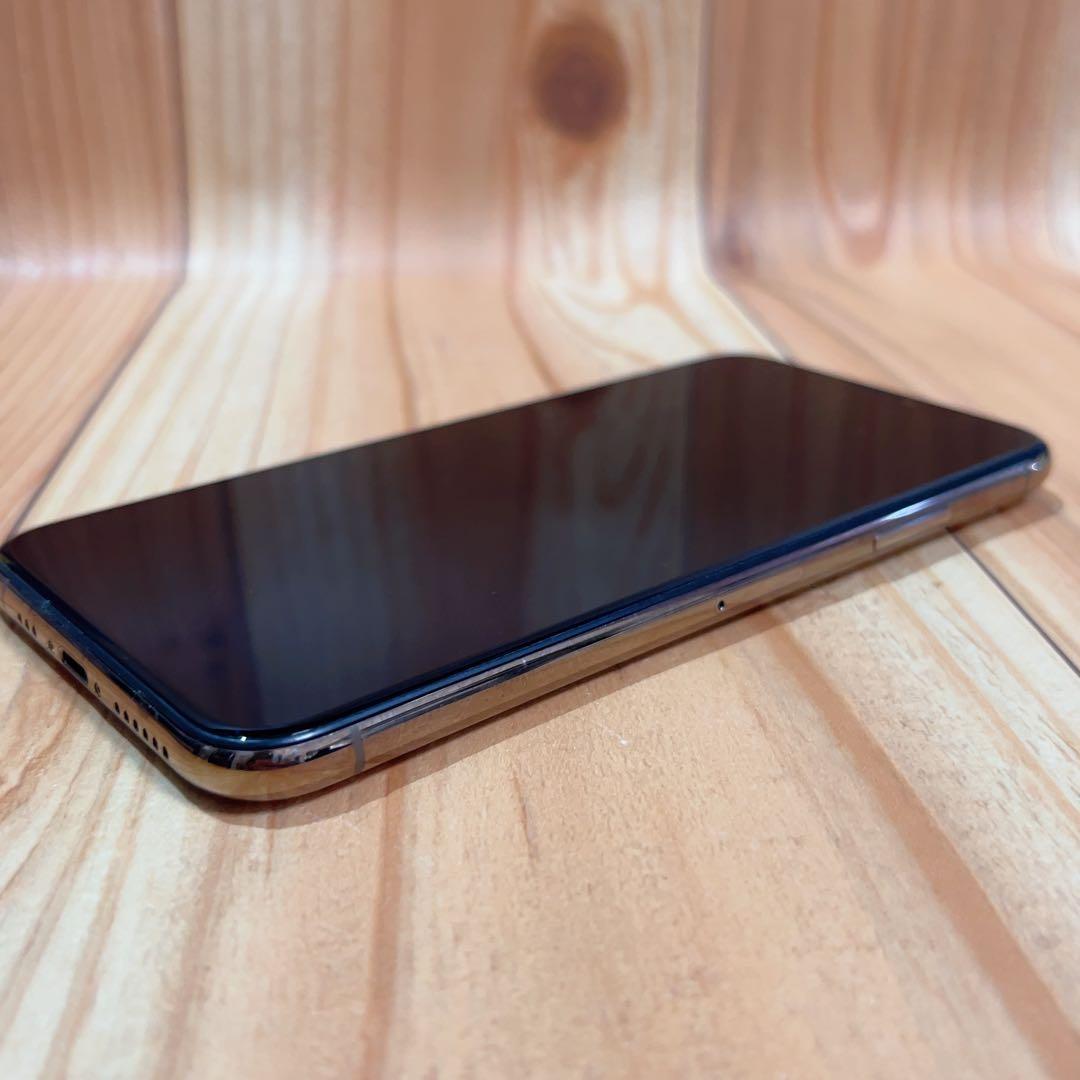 SIMフリー 本体 iPhone XS 64 GB ゴールド 520 電池新品