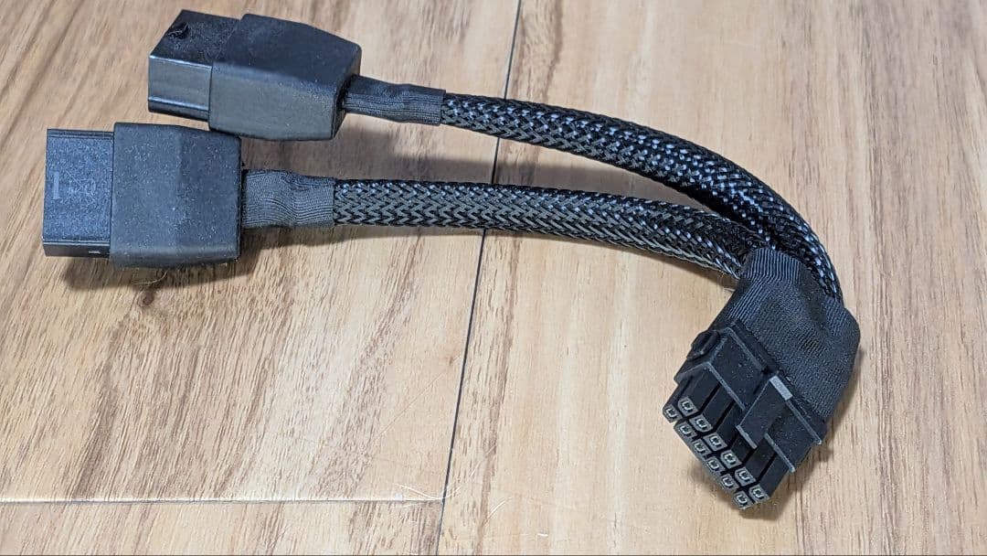 【美品】玄人志向 GALAKURO GeForce RTX 5070