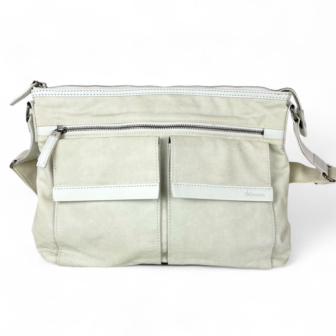 【美品】カルバンクライン メッセンジャーバッグ キャンバス 白 ホワイト