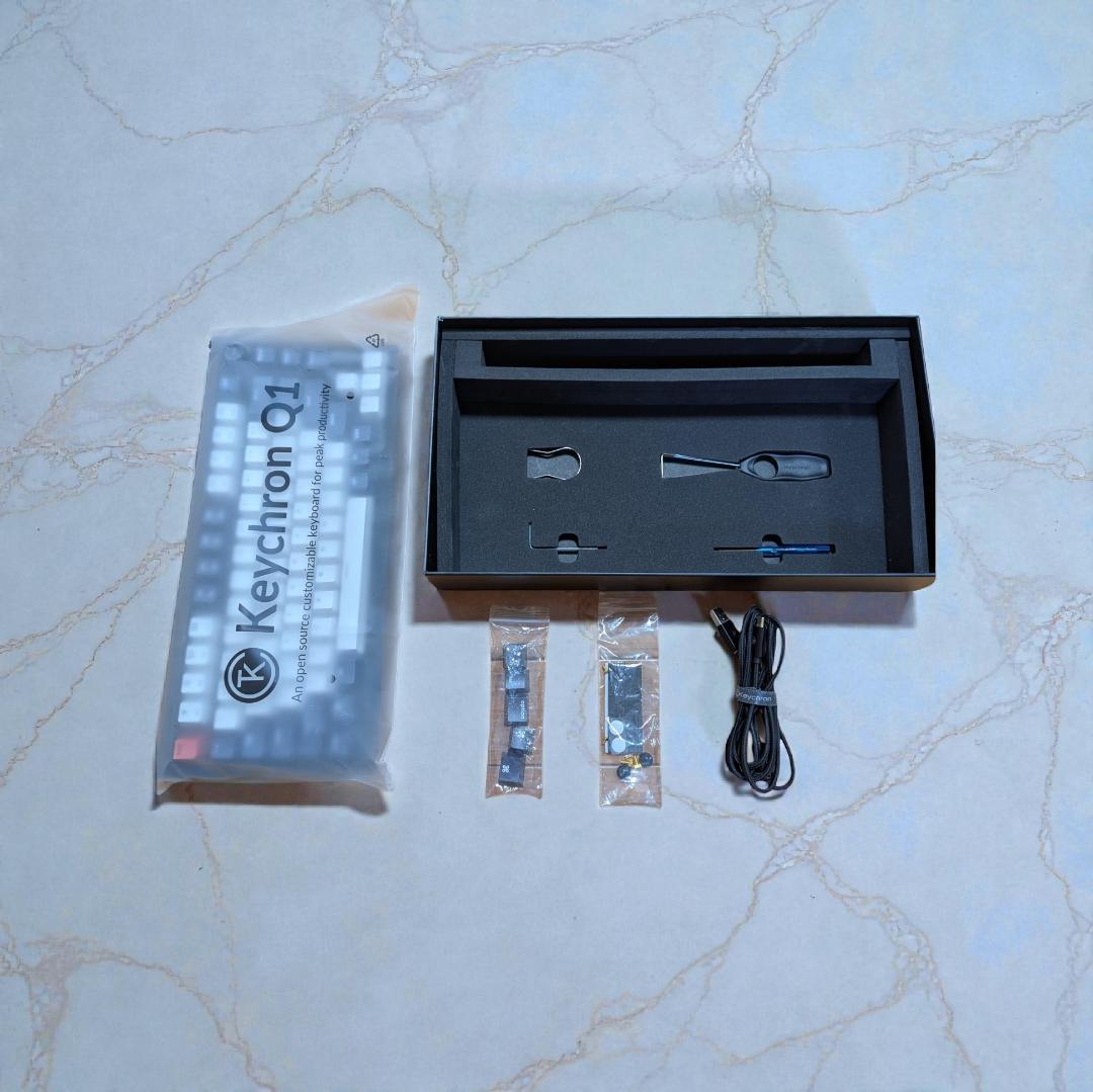 Keychron Q1 メカニカルキーボード