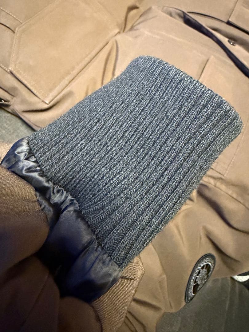 カナダグース  メイトランド ブラックレーベル希少ブラウン