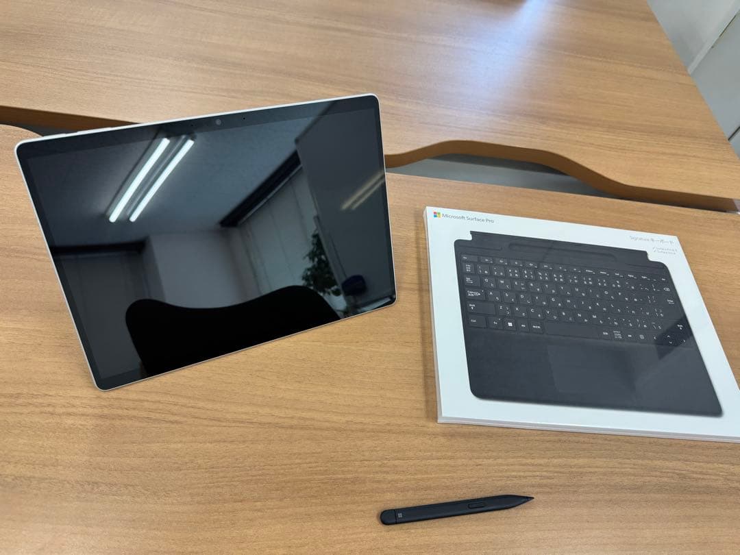 Microsoft Surface Pro 9 キーボード　ペン付き　新品