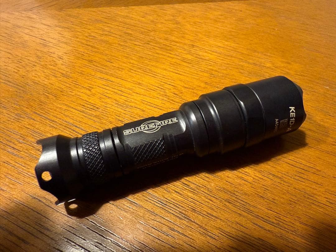 SUREFIRE E1D LED DEFENDER 懐中電灯