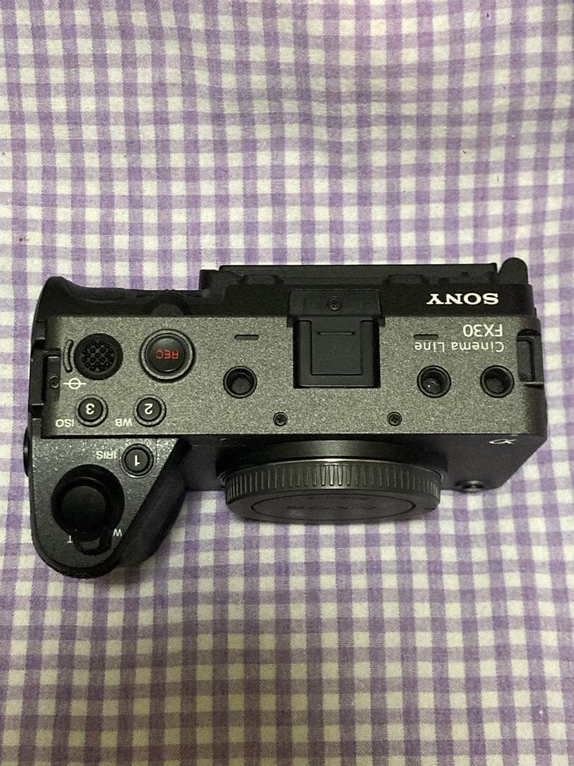 SONY FX30、純正バッテリー2、SIRUI Sniper23mm F1.2