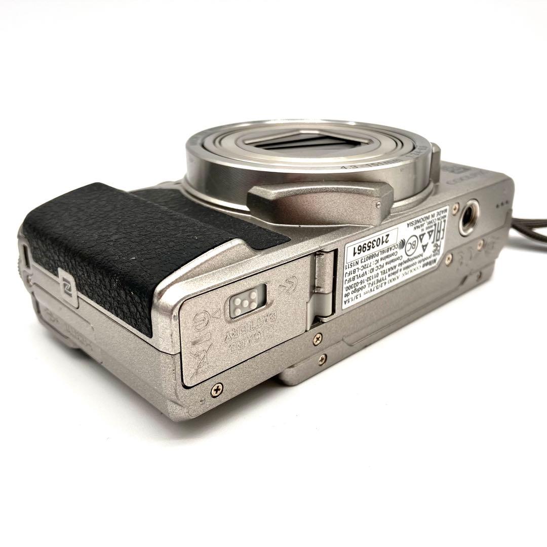 美品♪ Nikon COOLPIX A900 シルバー