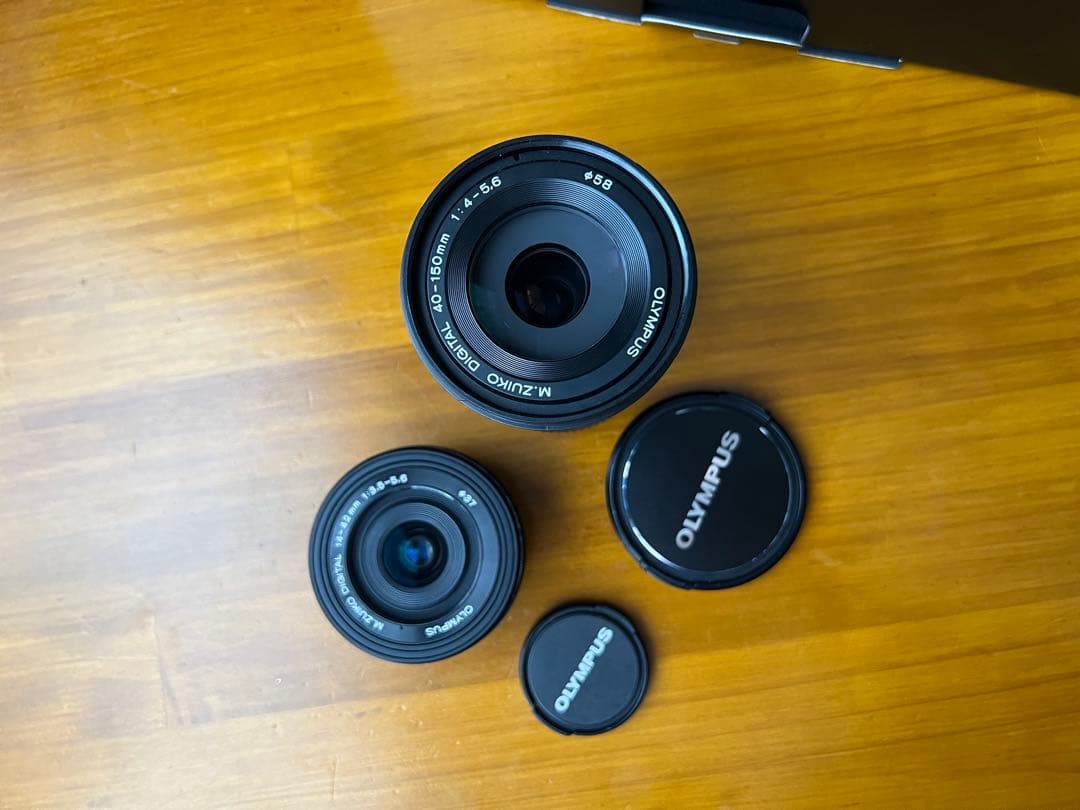 【期間限定価格】OM-D E-M10 Mark III ダブルズームキット