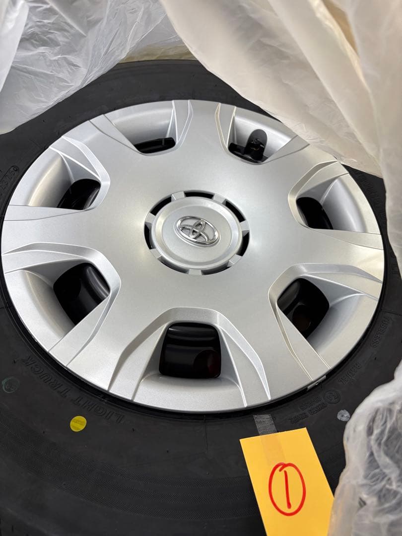 ハイエース　純正ホイールセット　未使用