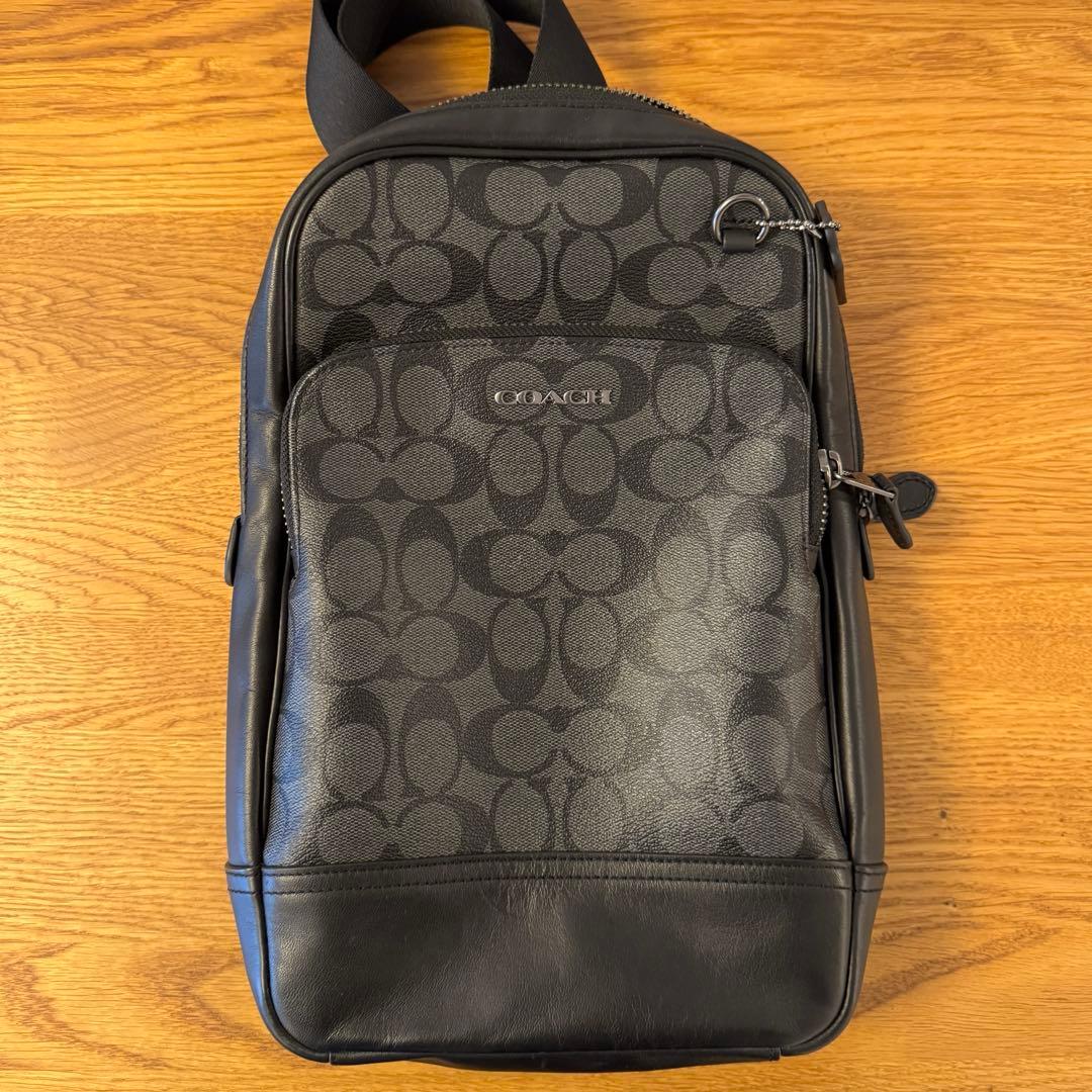 【美品】COACH コーチ　ショルダーバッグ　メンズ