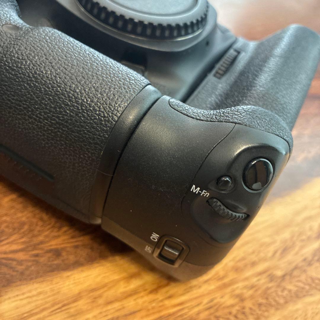 Canon EOS 5D Mark III + バッテリーグリップ 巾着付