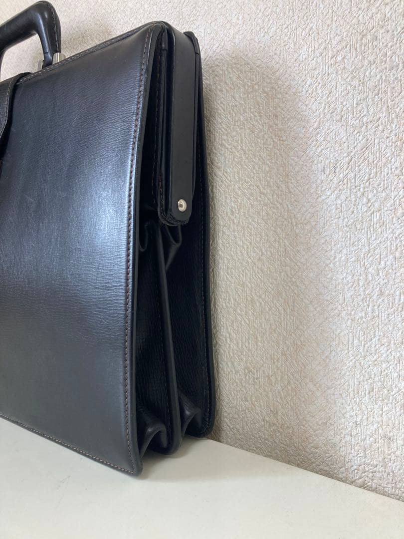 【美品】GIANNI VERSACE ダレスバッグ ビジネスバッグ 黒