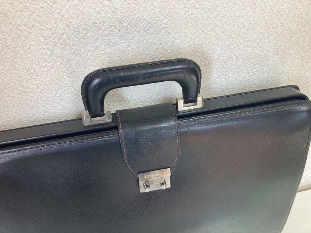 【美品】GIANNI VERSACE ダレスバッグ ビジネスバッグ 黒