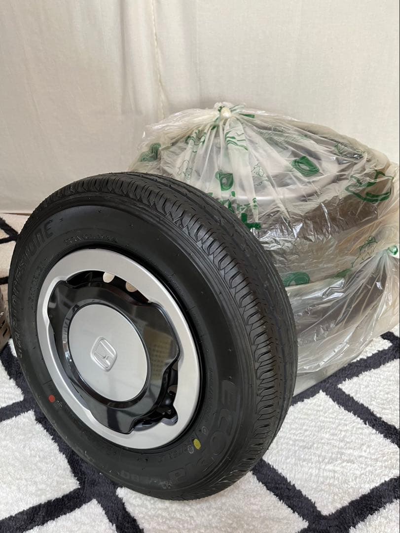 N-VAN 純正タイヤ・ホイールセット 4本