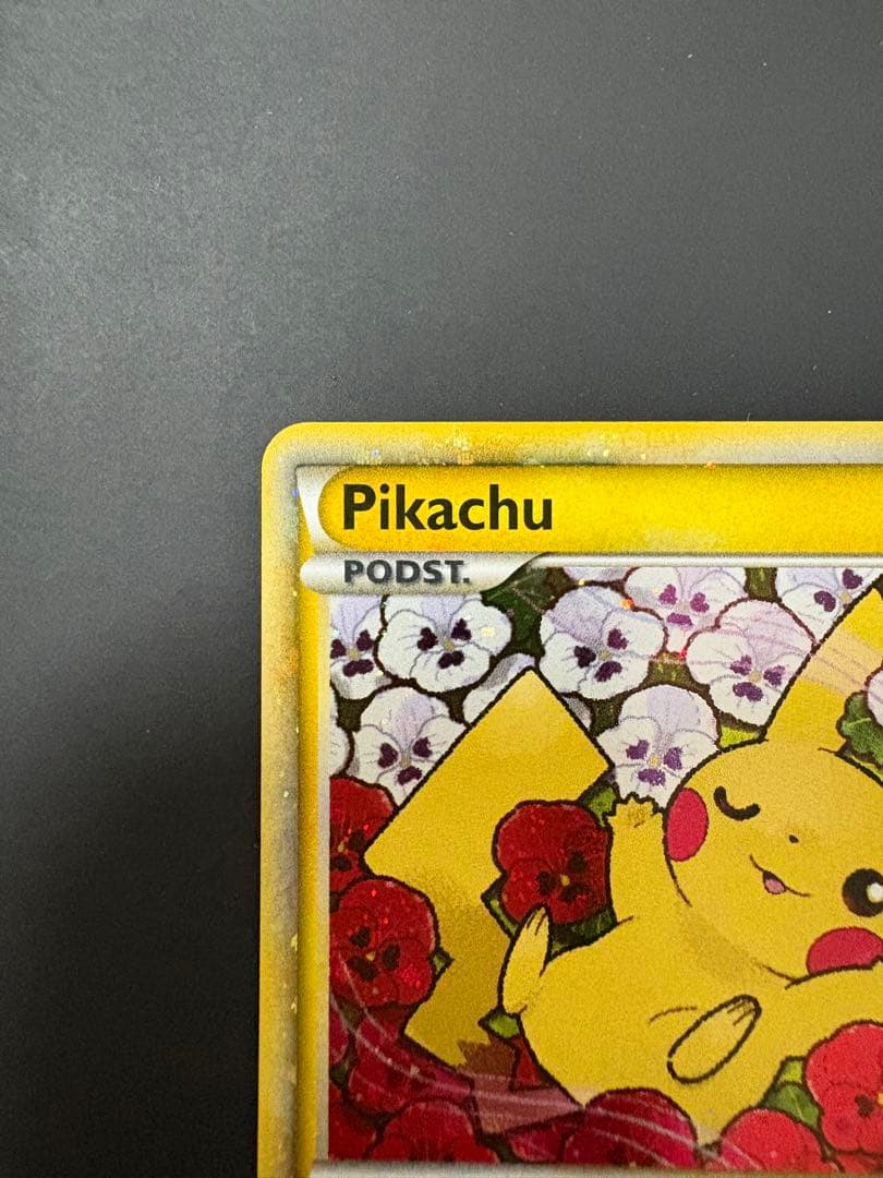 ポケモンカード ピカチュウ ワールド　ポーランド