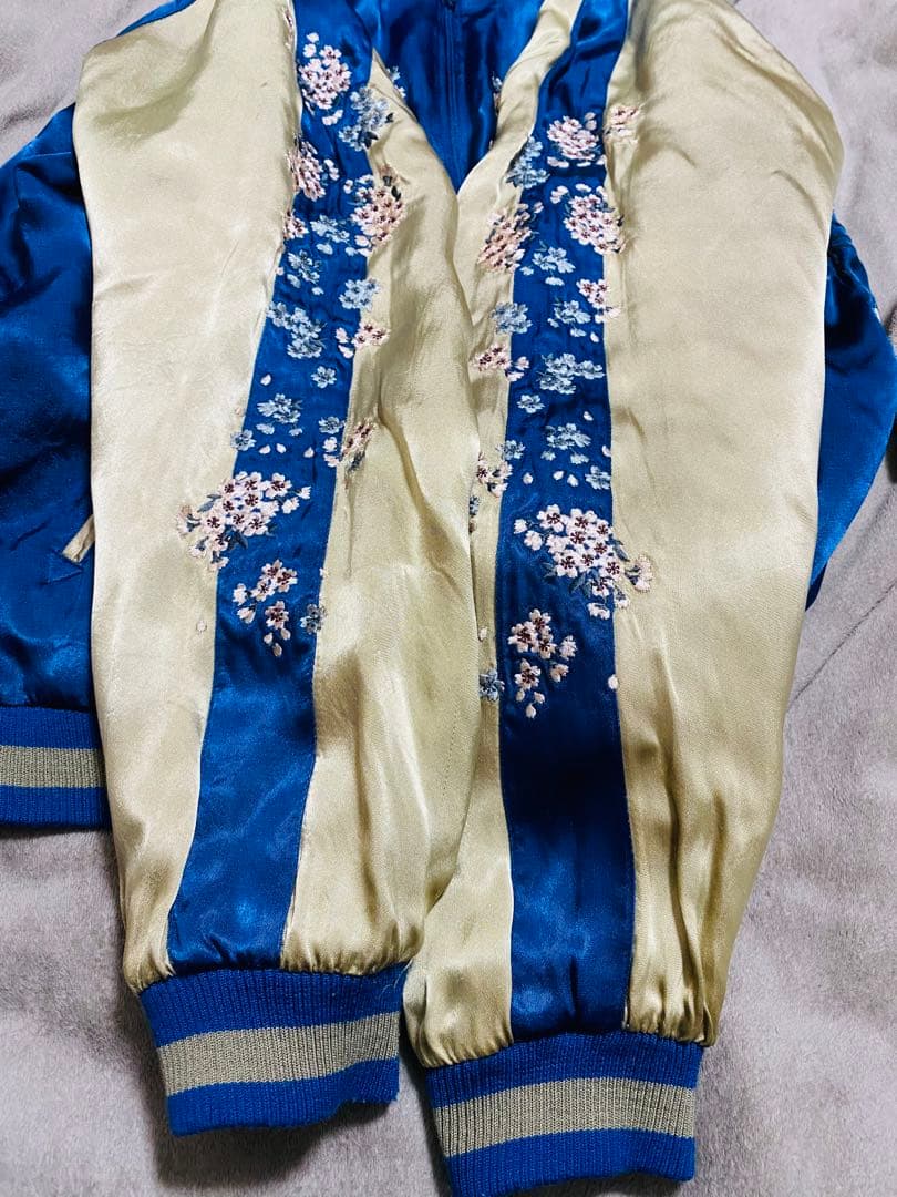 SATORI日本　スカジャン　限定版　サテン　2面使う 桜虎アウル