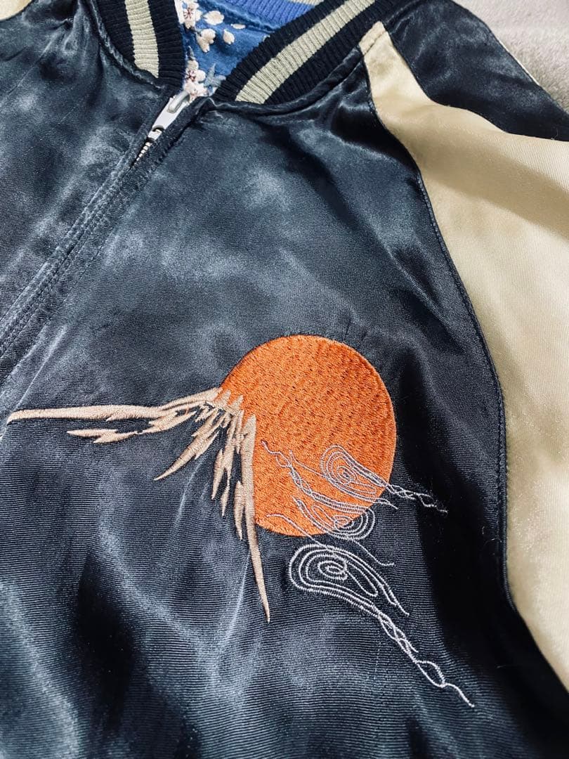 SATORI日本　スカジャン　限定版　サテン　2面使う 桜虎アウル