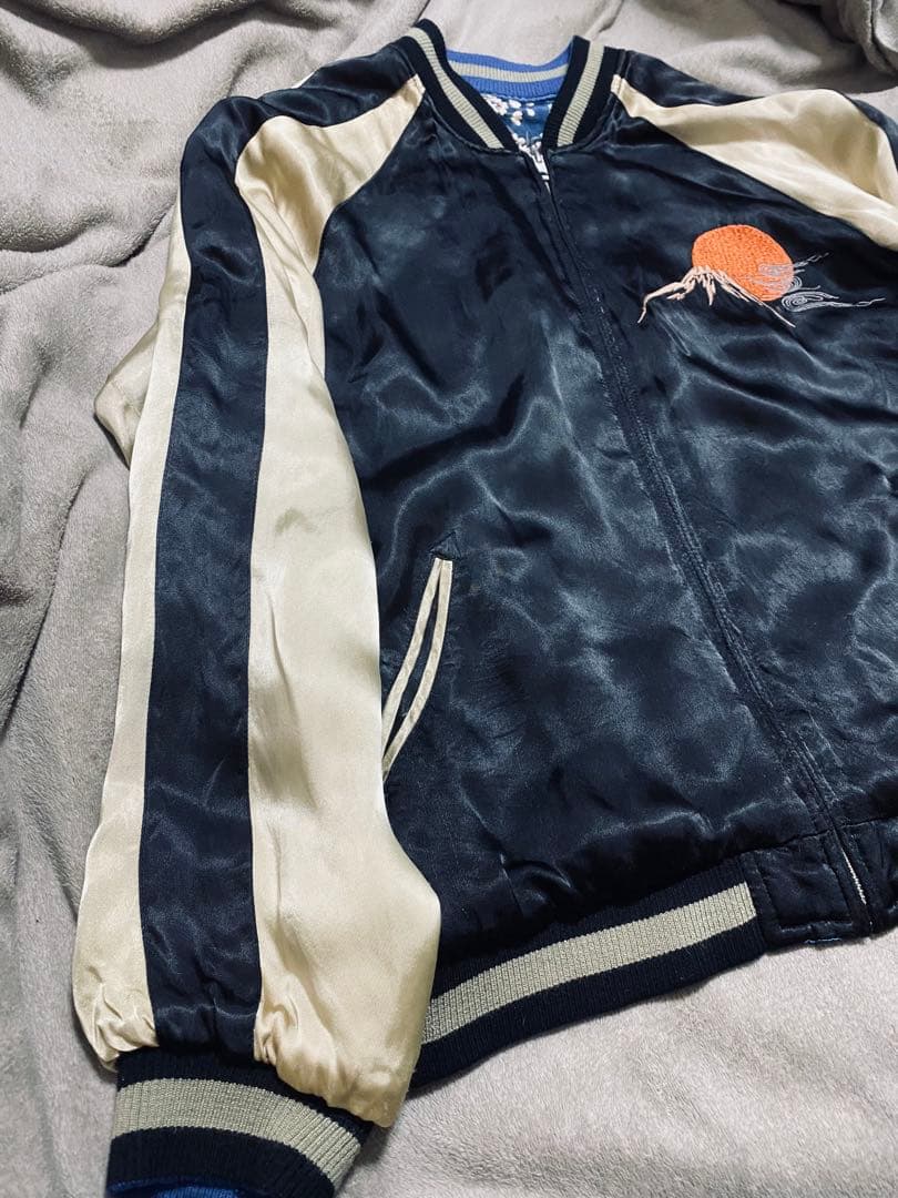 SATORI日本　スカジャン　限定版　サテン　2面使う 桜虎アウル